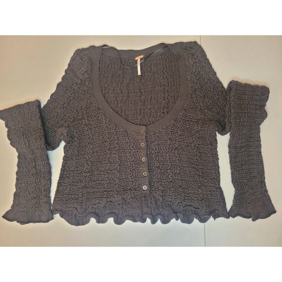 Free People Rosehip Cardi in Raven Feather Sz L Cropped Textured Knit Boho Chic - Picture 2 of 11